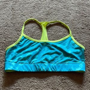 Womens reversible sports bra